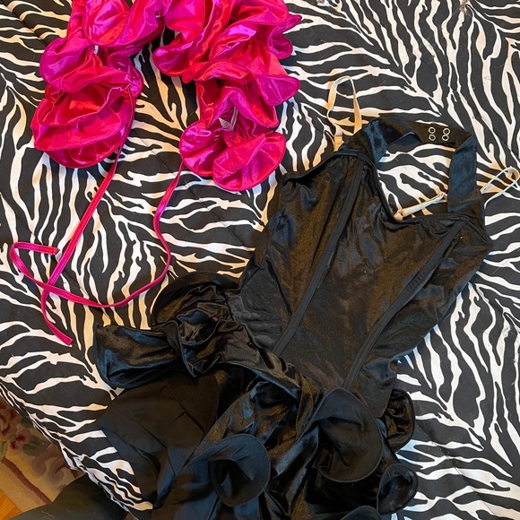 Dance clothing - Picture 2 of 5